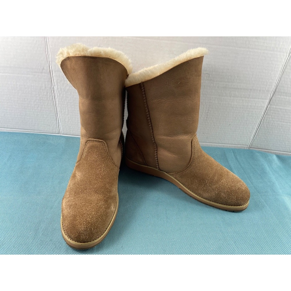 EMU Australia Bells Beach Lo Boots Women 9M Shoes Brown Suede Shearling Snow